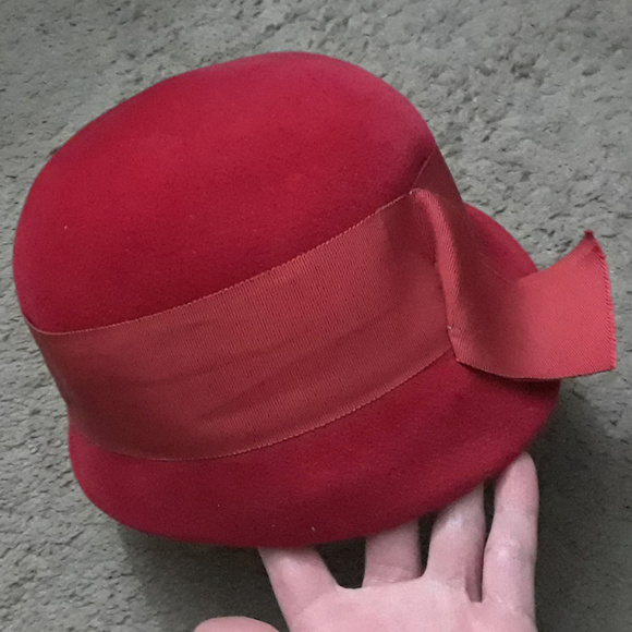 Vintage Strawbridge & Clothier Wool Cloche Hat - Picture 6 of 8